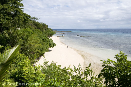 Alegre Resort beach bar